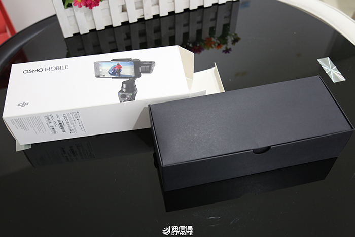 没兴趣标题党!正儿八经评测大疆OSMO Mobile(1).jpg 没兴趣标题党!正儿八经评测大疆OSMO Mobile(1).jpg