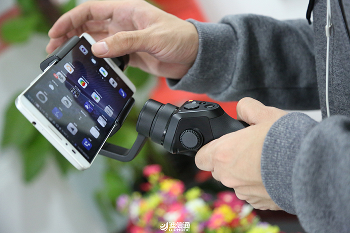 没兴趣标题党!正儿八经评测大疆OSMO Mobile(10).jpg 没兴趣标题党!正儿八经评测大疆OSMO Mobile(10).jpg